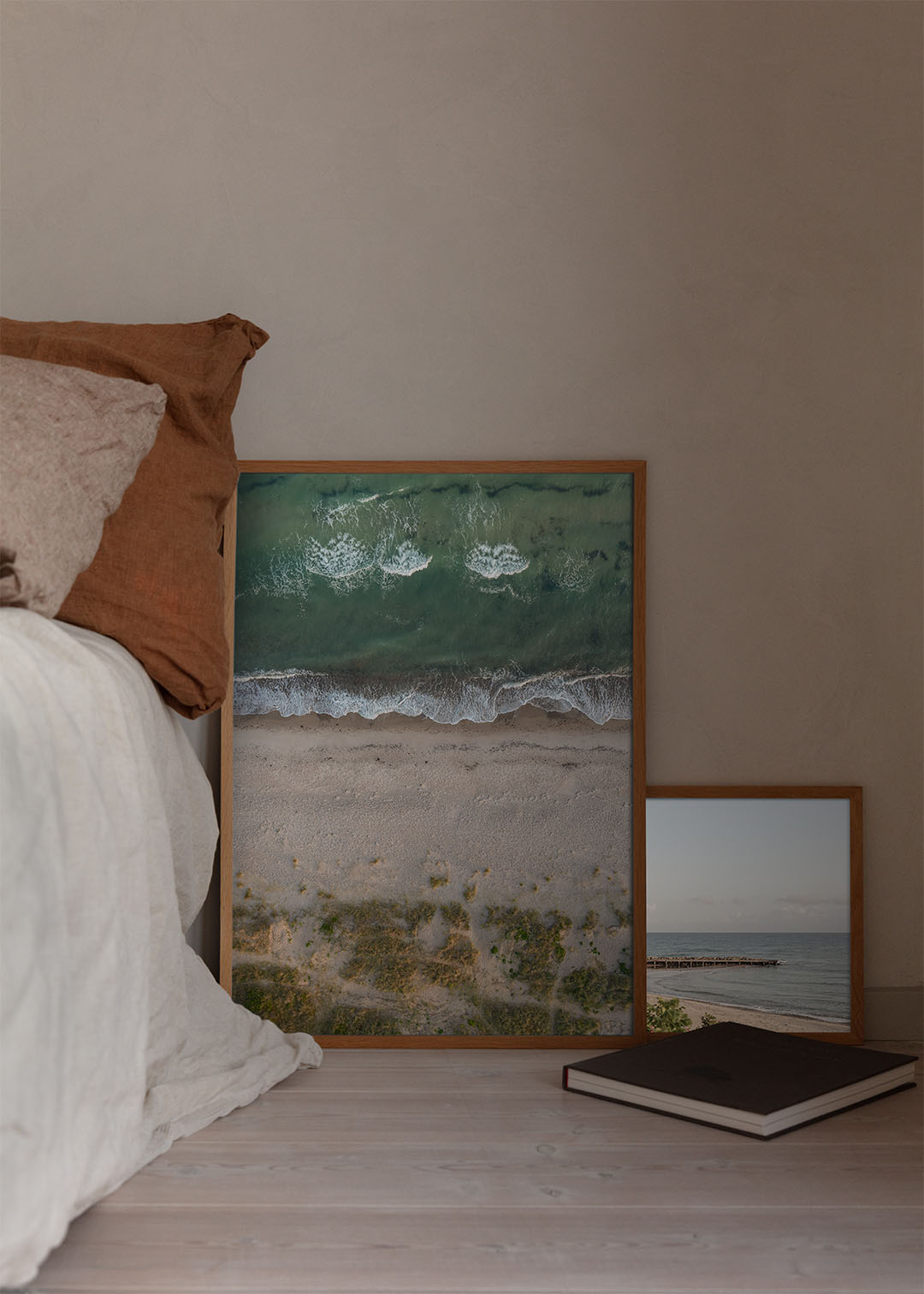 Tisvildeleje strand plakat – Bølger set ovenfra